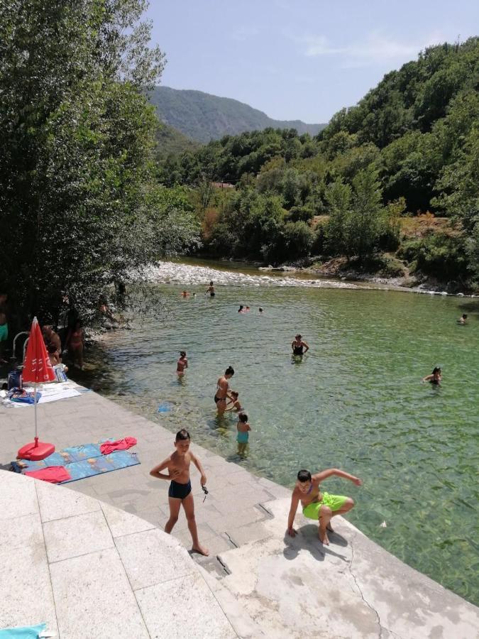 Motel And Restaurant Odusak Dreznjak Luaran gambar