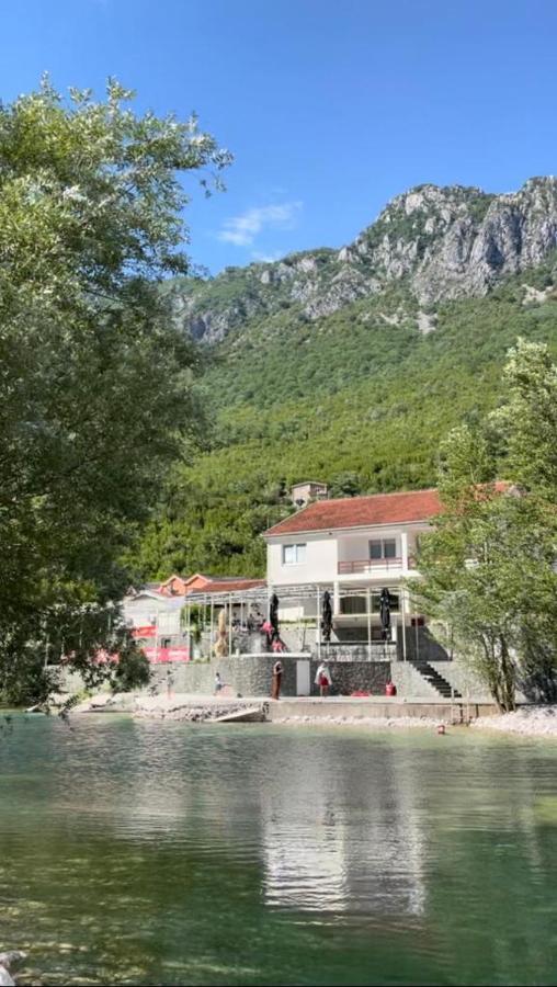 Motel And Restaurant Odusak Dreznjak Luaran gambar
